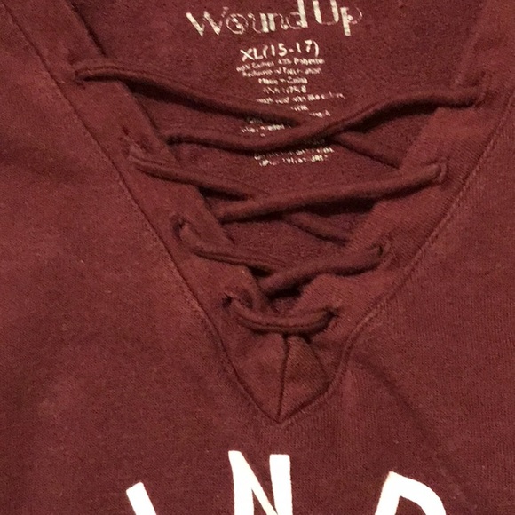 Ladie’s Maroon Shirt-XL w/ logo - Picture 2 of 2